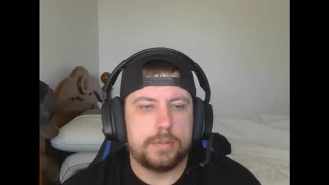 dylboi47 online show from October 2025 05:03:01 PM