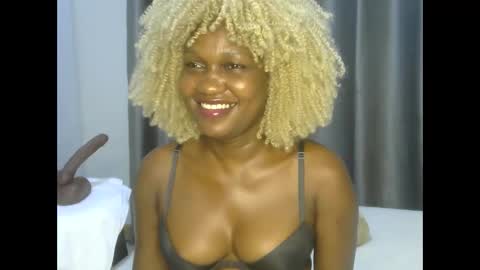east_queen online show from February 2025 08:58:02 PM