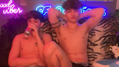 eastinwestin online show from March 2026 08:32:02 AM