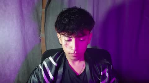 Snapshot of eather_luxury chatting on February 2025 10:42:01 PM eather_luxury online show from February 2025 10:42:01 PM