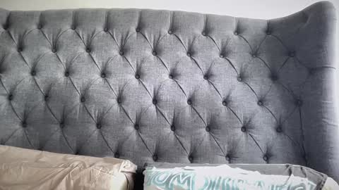 Nadia Ferreira  online show from October 2025 08:55:01 AM