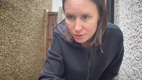 Nadia Ferreira  online show from October 2025 11:08:02 AM