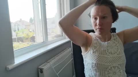 Nadia Ferreira  online show from June 2026 09:46:02 AM