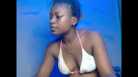 eatuupx online show from December 2025 09:47:02 AM