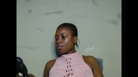 eatuupx online show from December 2025 06:49:02 PM