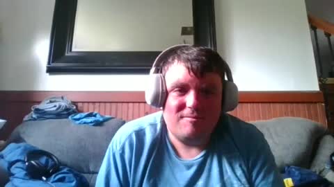 Snapshot of eazyb1991 chatting on June 2026 05:11:02 PM Eazyb91 online show from June 2026 05:11:02 PM