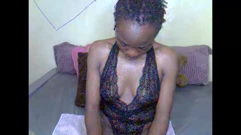 Snapshot of eboniana chatting on March 2025 02:57:02 AM eboniana online show from March 2025 02:57:02 AM