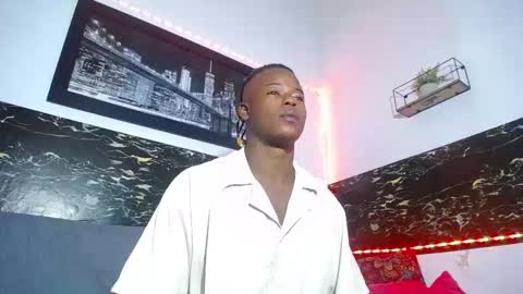 Chris Palaz  online show from October 2025 04:31:02 PM