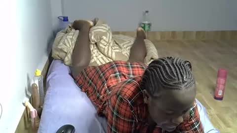 Queen online show from April 2026 06:10:01 PM