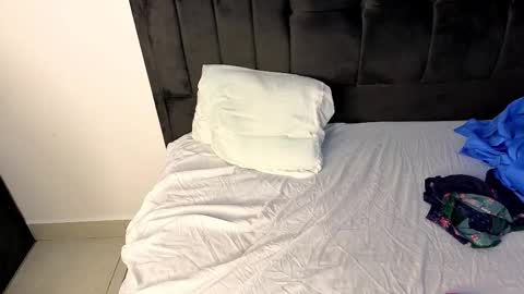 Arya online show from November 2025 08:13:02 PM