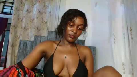 Snapshot of ebony_ghoddes chatting on February 2025 07:05:02 PM ebony online show from February 2025 07:05:02 PM