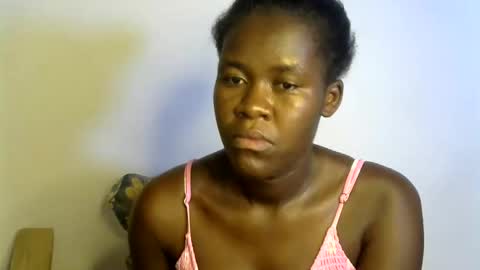 Snapshot of ebony_lynne chatting on April 2026 01:42:02 AM ebony_lynne online show from April 2026 01:42:02 AM