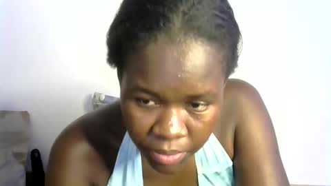 Snapshot of ebony_lynne chatting on April 2026 10:25:01 AM ebony_lynne online show from April 2026 10:25:01 AM