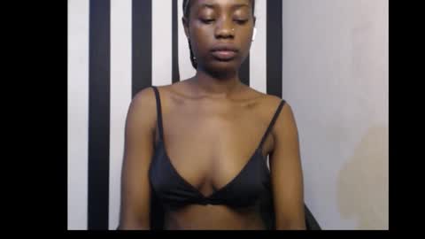 Ella online show from December 2025 10:46:02 AM