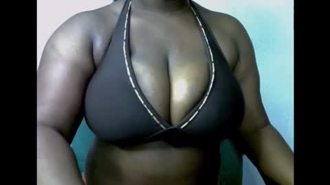 Snapshot of ebony_plumx12 chatting on September 2025 10:58:02 AM Prisy online show from September 2025 10:58:02 AM