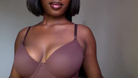 delilah online show from April 2026 10:42:02 AM