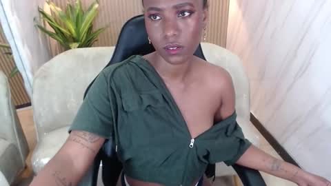 ebony_rose_tf online show from October 2025 08:28:02 PM