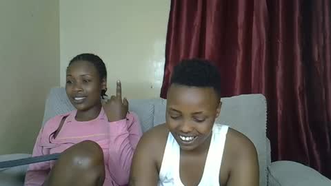 Snapshot of ebony_rubie chatting on May 2026 10:18:01 PM ebony_rubie online show from May 2026 10:18:01 PM