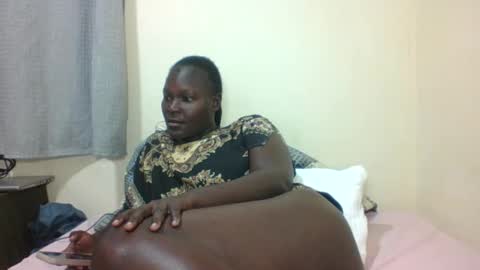 Snapshot of ebonyblack28 chatting on September 2025 04:41:02 PM MELVINE online show from September 2025 04:41:02 PM