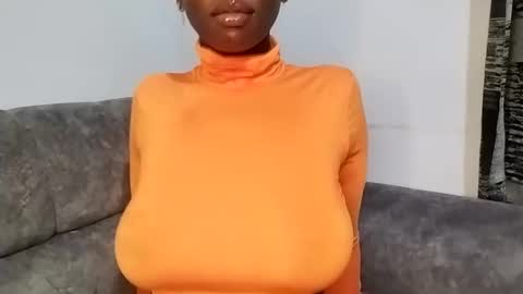 Ebony Melanie online show from March 2025 09:48:02 PM