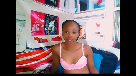 Snapshot of ebonycreamy69 chatting on December 2024 10:02:01 AM Nova online show from December 2024 10:02:01 AM