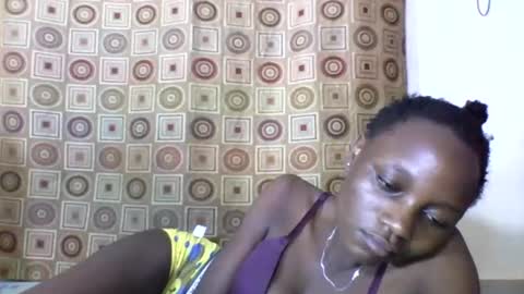 Snapshot of ebonycutegal4 chatting on February 2025 07:49:01 PM MELLEN online show from February 2025 07:49:01 PM