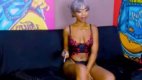 Snapshot of ebonydollx69 chatting on January 2025 06:47:02 AM Pearl online show from January 2025 06:47:02 AM