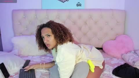 Queen Ebony online show from February 2025 01:20:02 AM