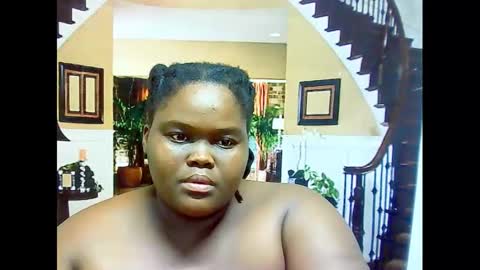 ebonyhotbuns4u2luv online show from February 2025 10:50:01 PM