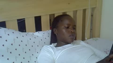 Ebony Luxe online show from April 2026 12:50:02 PM