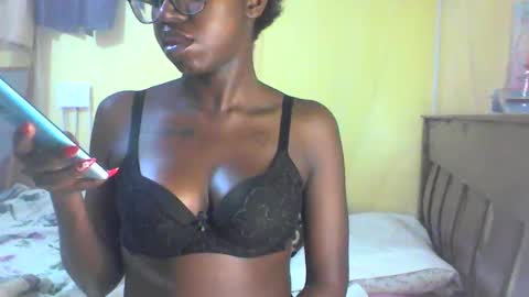 Ebonymuse2 online show from March 2026 12:40:01 AM