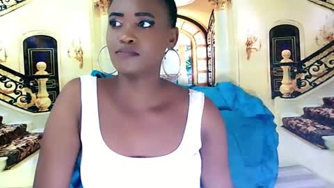 Snapshot of ebonyolive69 chatting on December 2024 05:22:01 PM Cindy online show from December 2024 05:22:01 PM