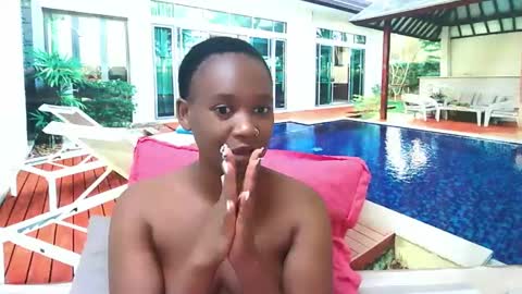 Snapshot of ebonyolive69 chatting on December 2024 05:51:01 AM Cindy online show from December 2024 05:51:01 AM