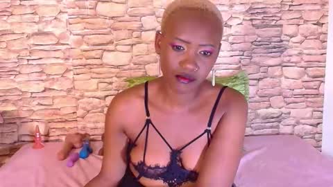 Cindy online show from October 2025 09:37:02 PM