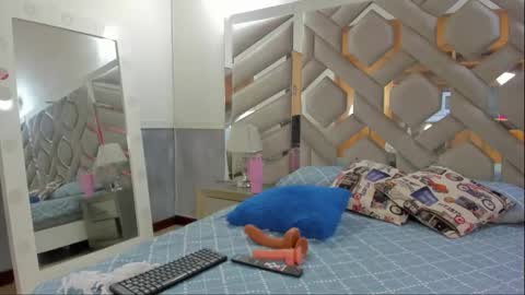 ebonysquirtcol online show from January 2026 08:35:01 PM