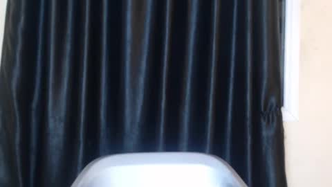 ebonyxxbae online show from March 2026 12:01:01 AM