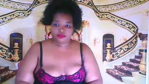 Snapshot of ebonyyummy chatting on October 2025 06:45:02 PM CoCo online show from October 2025 06:45:02 PM