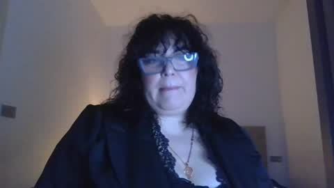 echo_dust online show from April 2026 05:23:01 PM