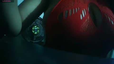 Snapshot of eclipsezen chatting on October 2025 07:28:01 AM EclipeZen online show from October 2025 07:28:01 AM