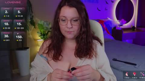      online show from November 2025 09:17:02 PM