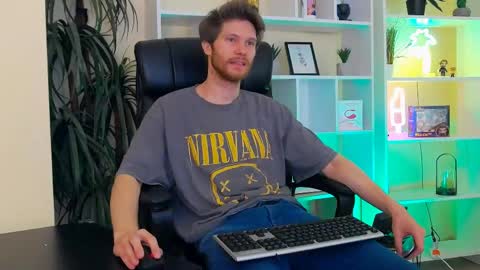 eddie_baker online show from May 2026 10:44:01 AM