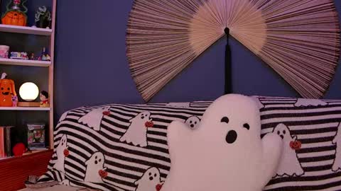 Snapshot of eddieds chatting on October 2025 02:56:01 AM Eddie online show from October 2025 02:56:01 AM