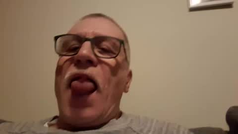 eddy0763 online show from April 2026 09:27:01 PM