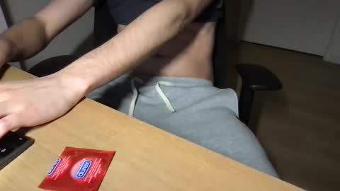 eddy270 online show from April 2026 07:58:01 PM