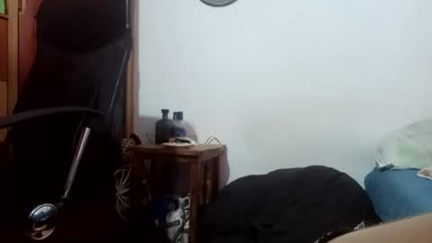 Snapshot of eden_glock chatting on January 2025 09:09:02 PM Hey my name is Eden     follow me IG ede glock online show from January 2025 09:09:02 PM