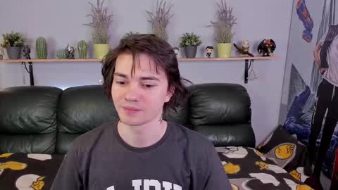 Snapshot of edgar_luck chatting on March 2025 01:15:01 AM Edgar online show from March 2025 01:15:01 AM