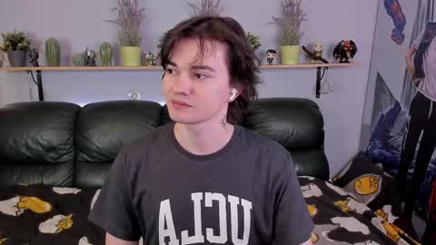 Snapshot of edgar_luck chatting on March 2025 06:47:02 AM Edgar online show from March 2025 06:47:02 AM