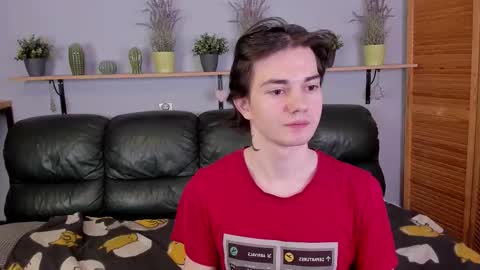 Snapshot of edgar_luck chatting on October 2025 03:09:02 AM Edgar online show from October 2025 03:09:02 AM