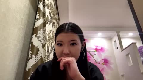 Eri online show from February 2026 06:52:02 PM