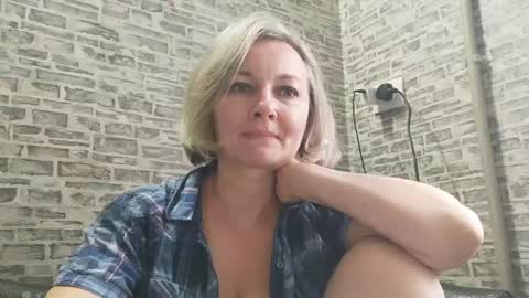 edithmanning online show from January 2025 10:59:02 AM